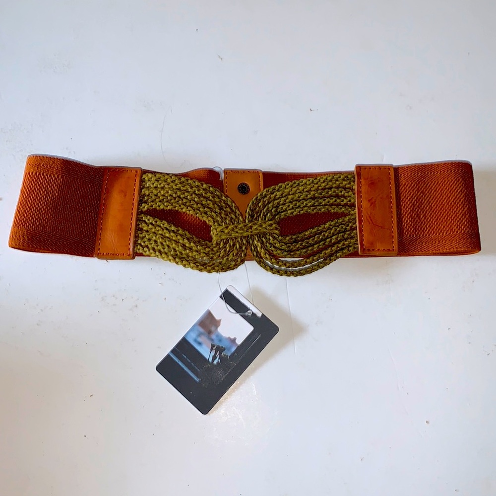 Urban outfitters gore stretch belt